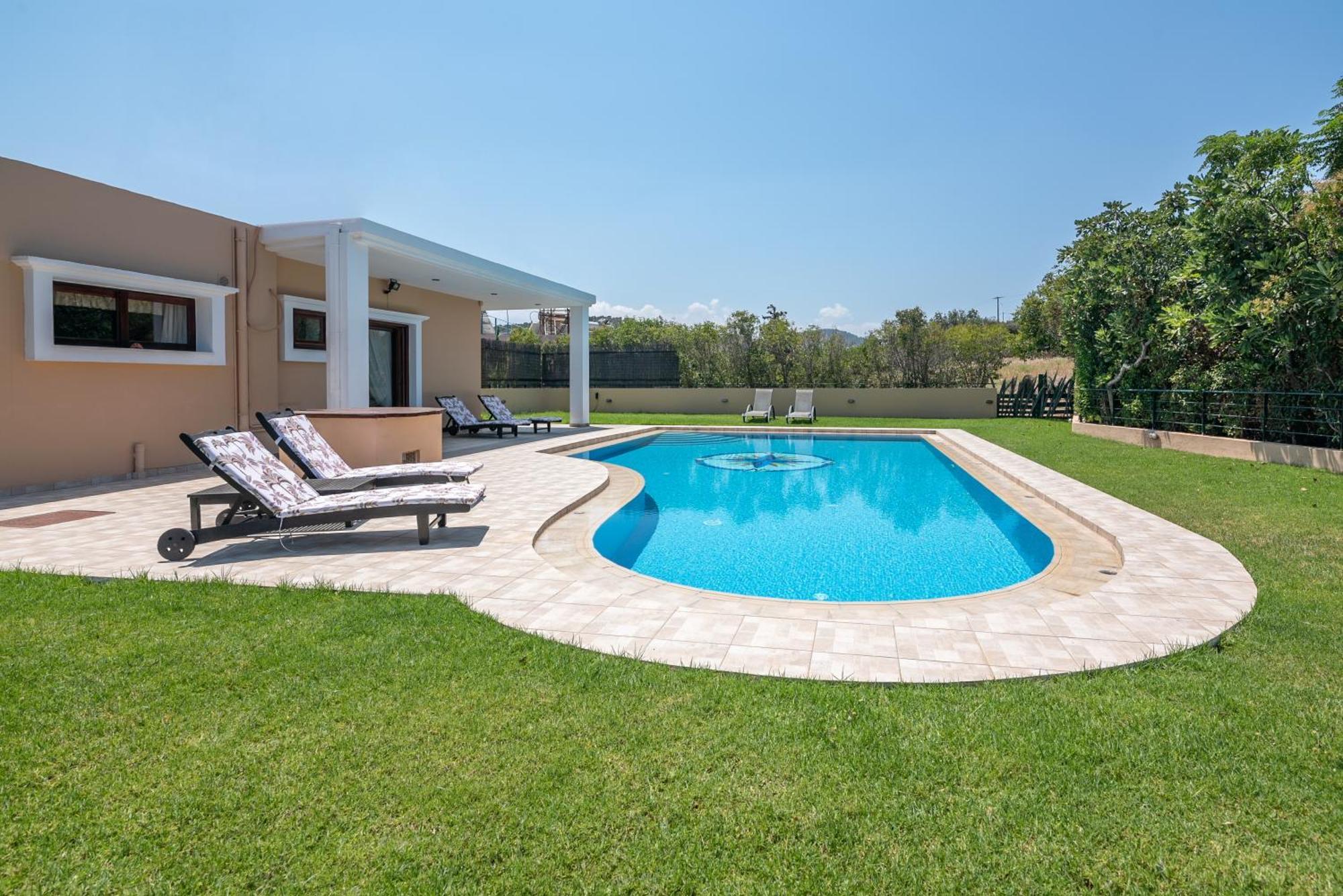 Nikola'S Villa Stalos Chania ภายนอก รูปภาพ