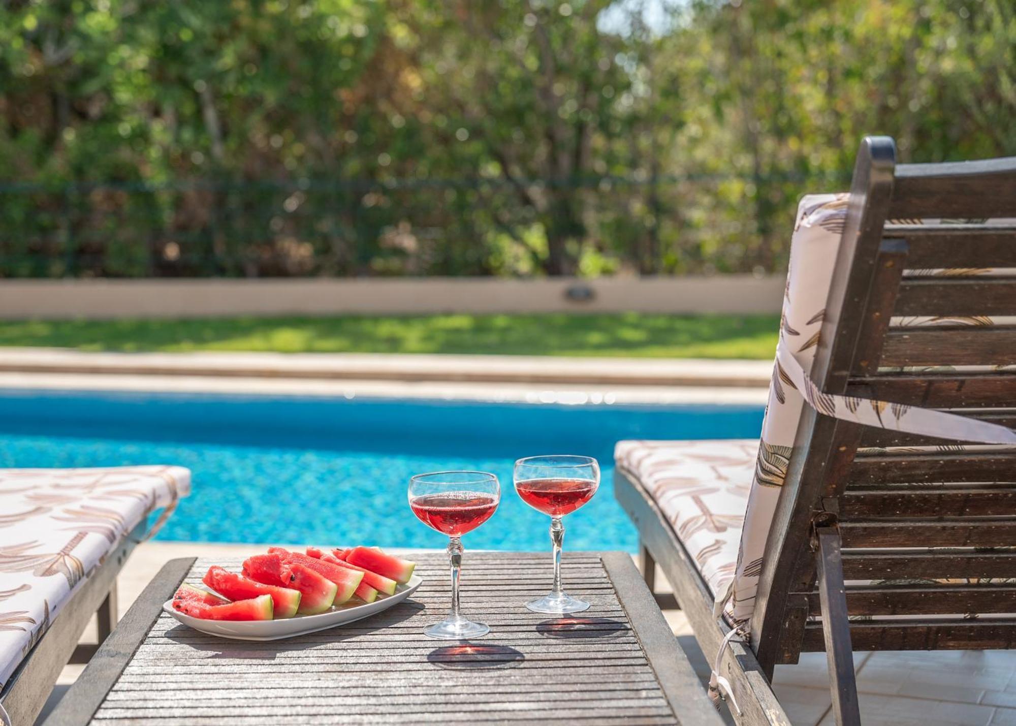 Nikola'S Villa Stalos Chania ภายนอก รูปภาพ