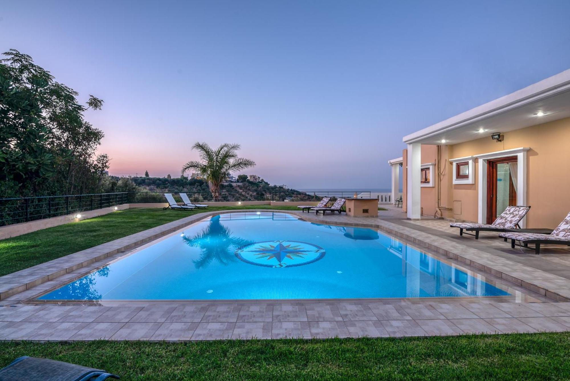 Nikola'S Villa Stalos Chania ภายนอก รูปภาพ